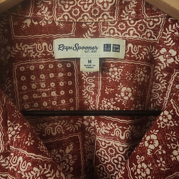 Reyn Spooner UniGlo Vibrant Floral Button-down Shirt Mens sz Medium - Picture 3 of 5